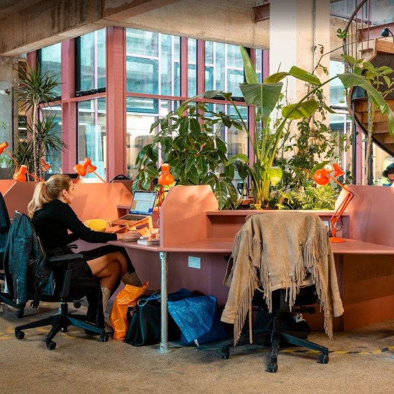 Oru Space, 
Times Square Shopping Centre, 
High St