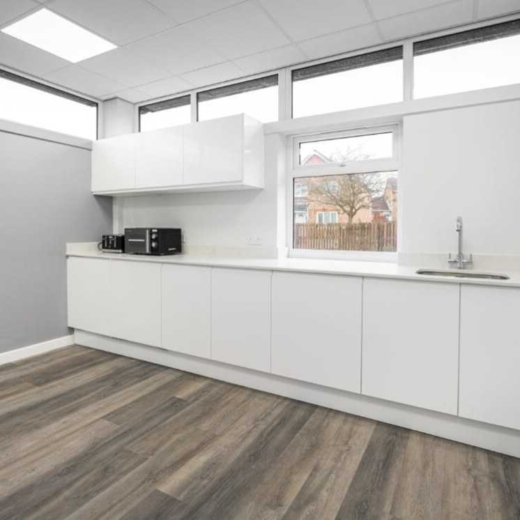 Business Centre
117 Queen Street