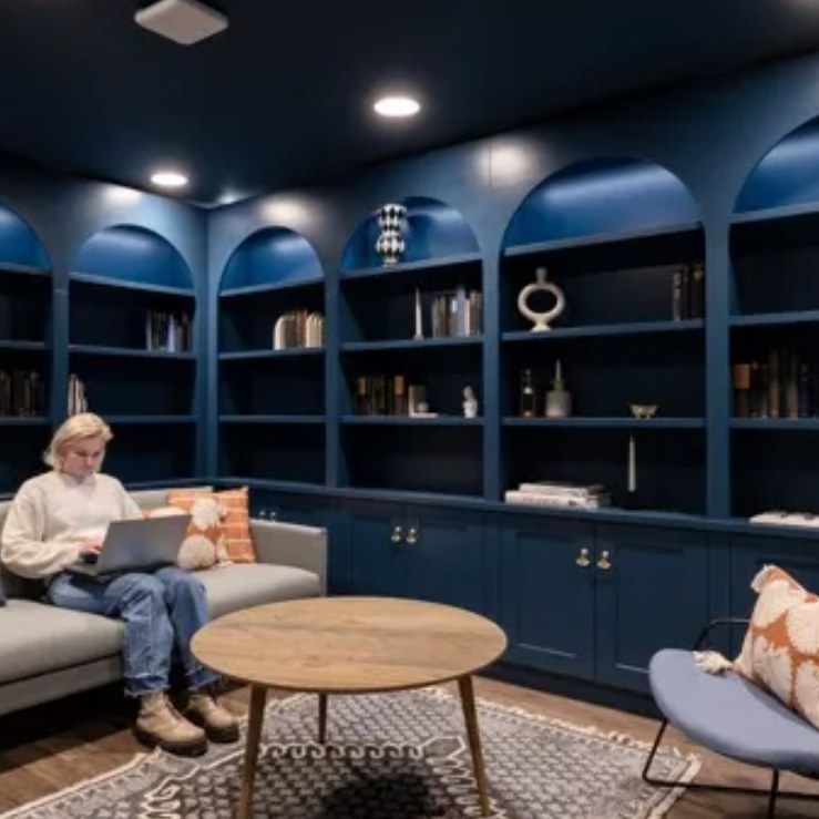 Kings Court, 
Parsonage Lane