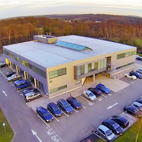 25 Barnes Wallis Road - PO15