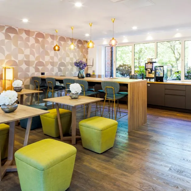 Threefield House
19 Threefield Lane