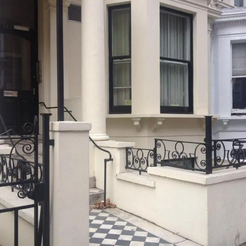 282 Earls Court Road