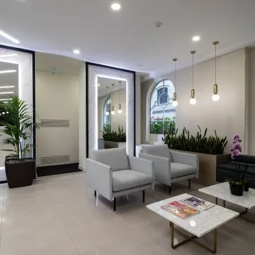 Birchin Court,
20 Birchin Lane,
Bank