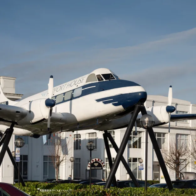 Airport House,
Purley Way