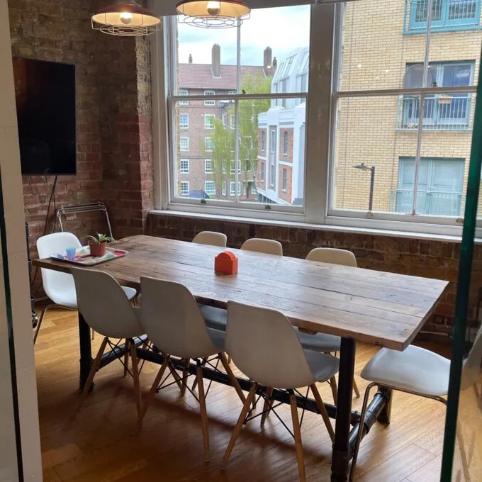 iNDUSTRY,
East Road