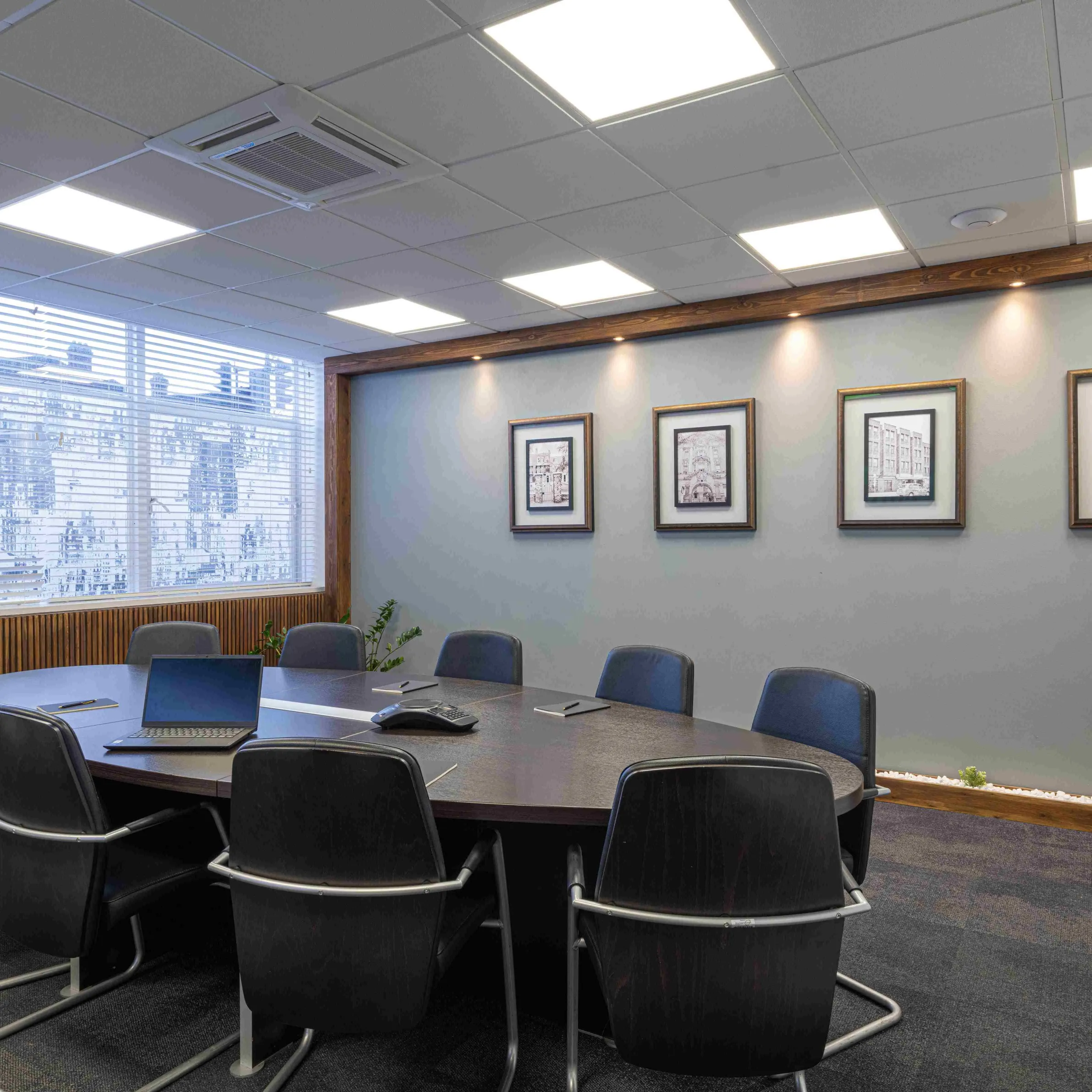 Boundary House 
Boston Manor Road