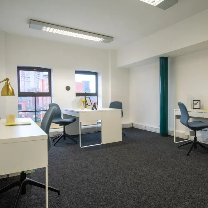 Empress Business Centre
380 Chester Road