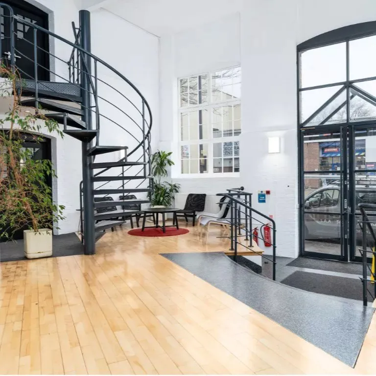 Busworks, North Road