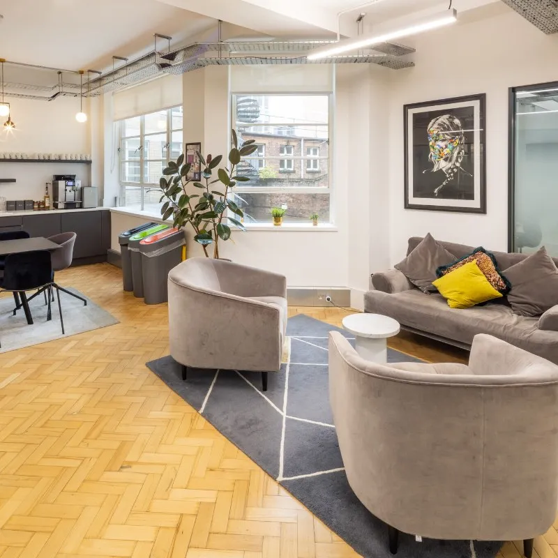 Somerset House, 37
Temple Street