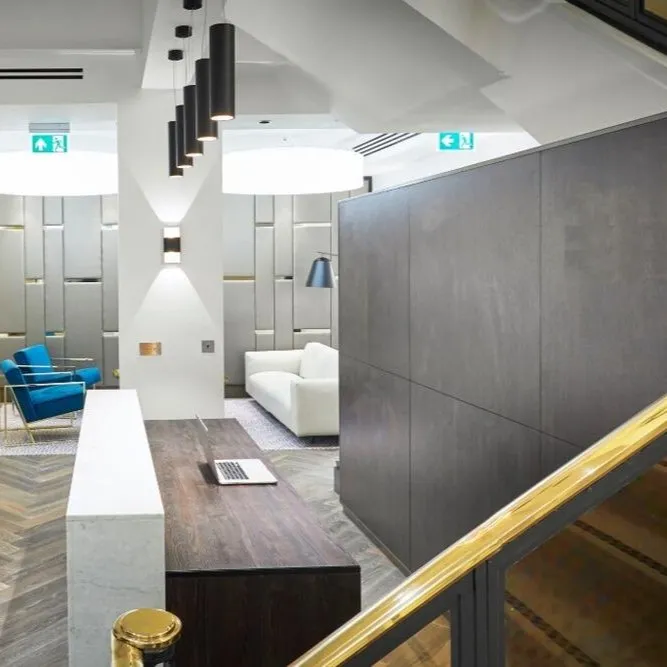 Somerset House, 37
Temple Street