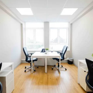 Churchill House
120 Bunns Lane