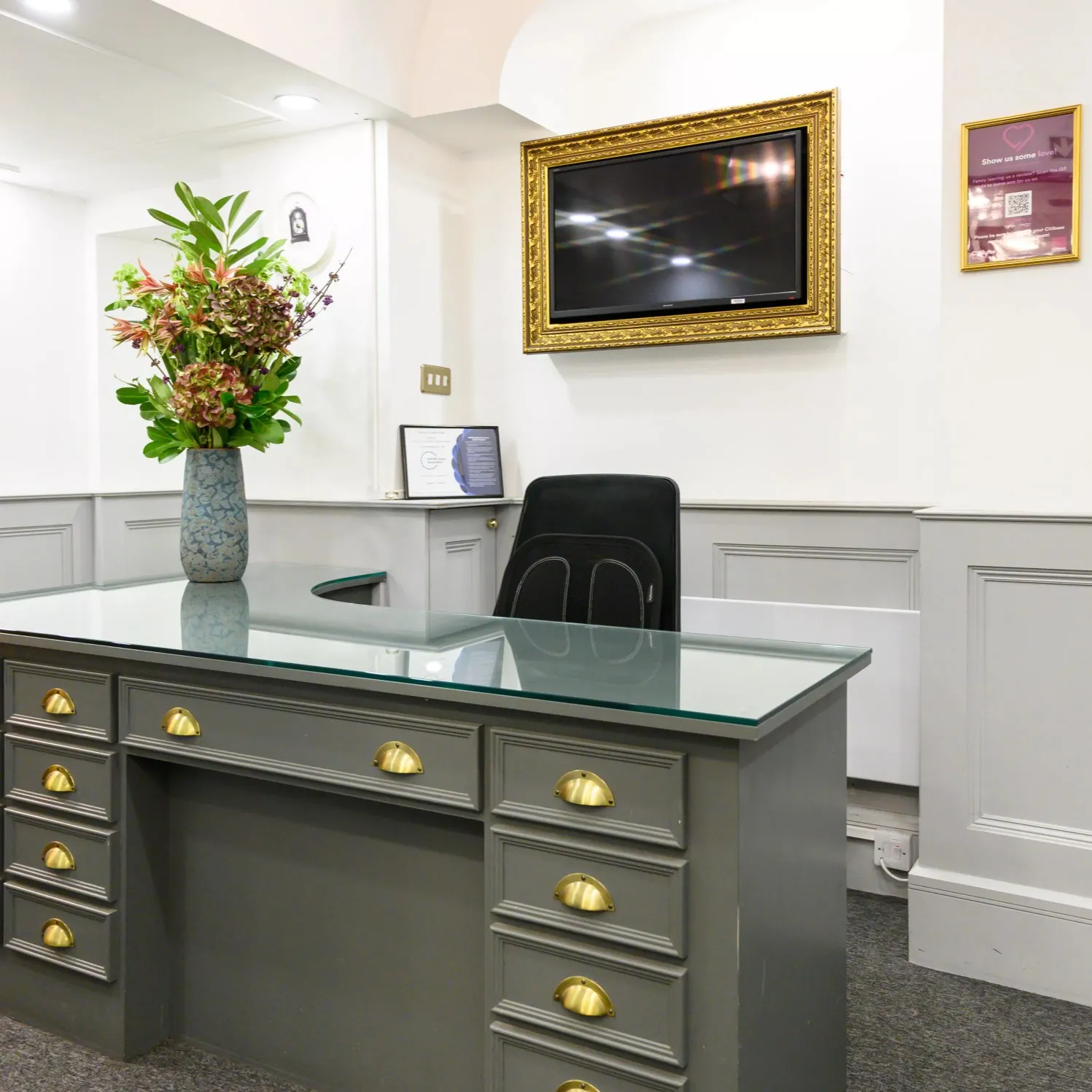 Audley House 
13 Palace Street