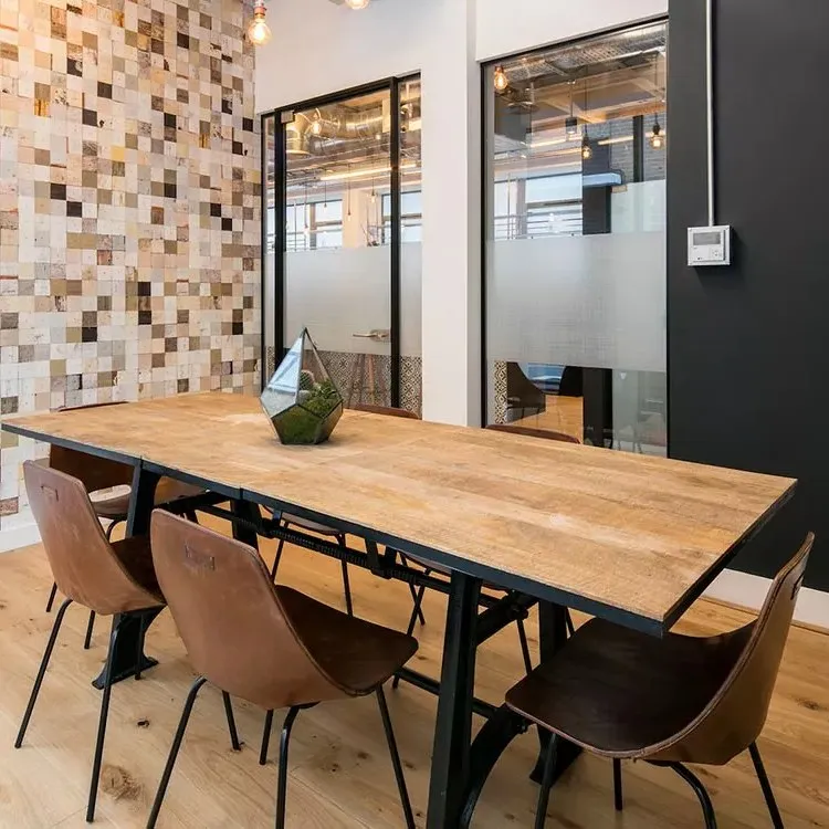 114-116 Curtain Road,
Shoreditch