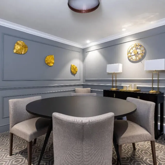 Queen Street,
Mayfair