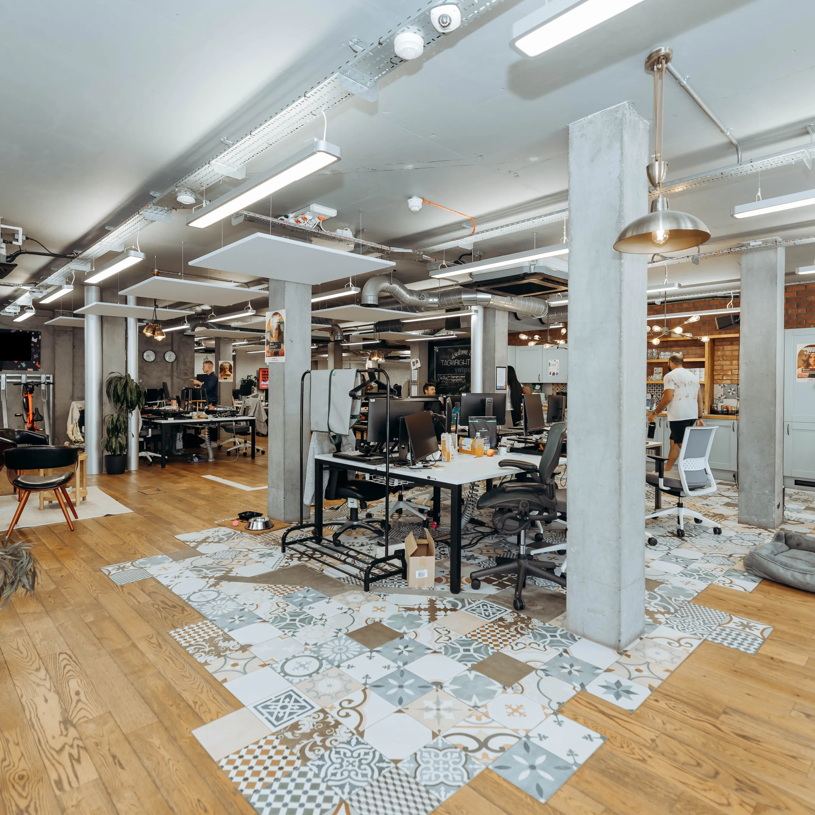 Tagwright House, 
34-41 Westland Place