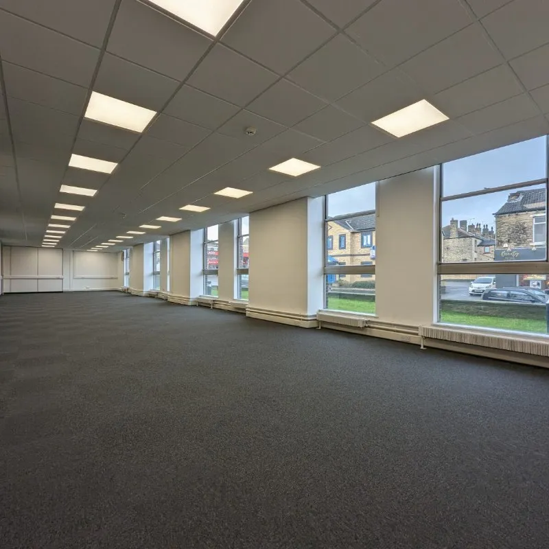 Kingswood House
Richardshaw Lane