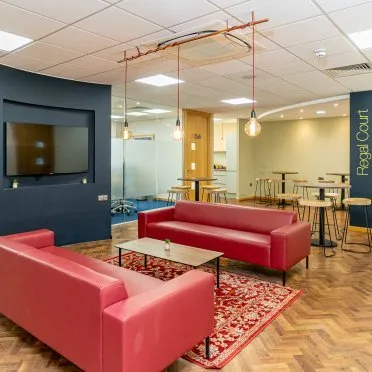 42-44 Regal Court,
High Street