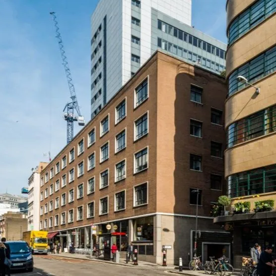 Pennine Tower, 
St Clare House
30-33 Minories