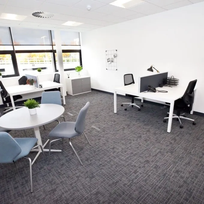 4-5 Lochside Way,
Edinburgh Park