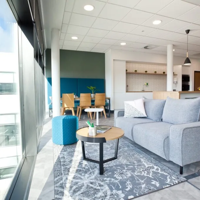 4-5 Lochside Way,
Edinburgh Park