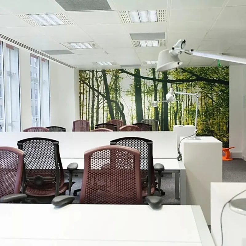 Lincoln House, 
296-302 High Holborn