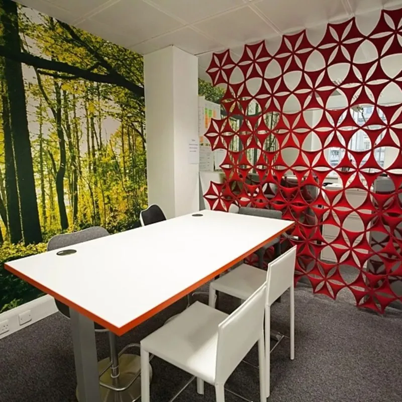 Lincoln House, 
296-302 High Holborn