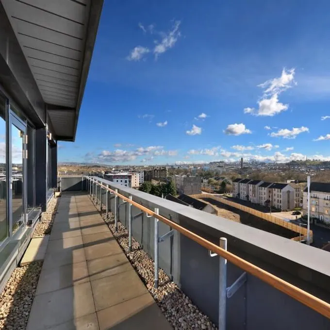 Sugar Bond,
Bonnington Road