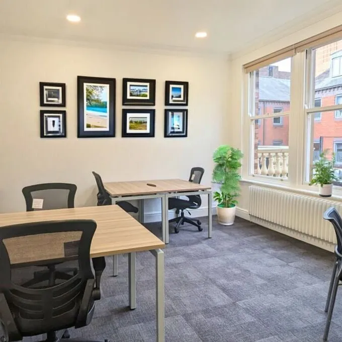 Vicarage Chambers
9 Park Square East