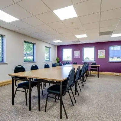 Hampden House
Monument Business Park