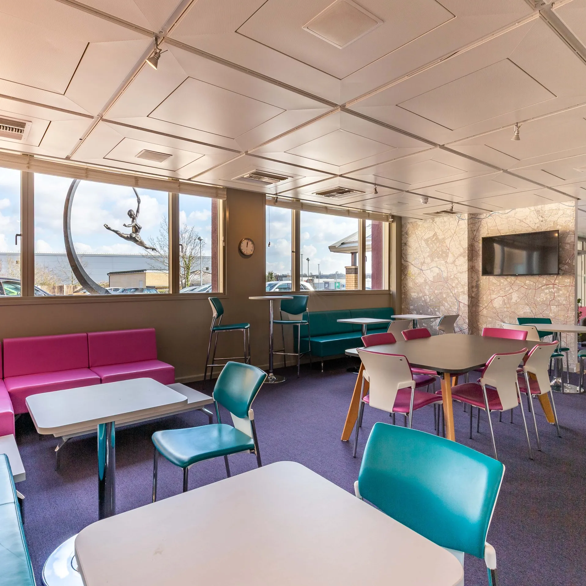 Kinetic Centre
Theobald Street