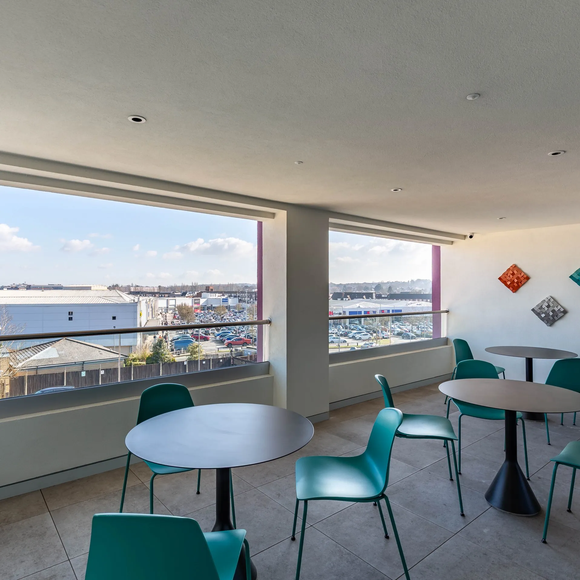 Kinetic Centre
Theobald Street