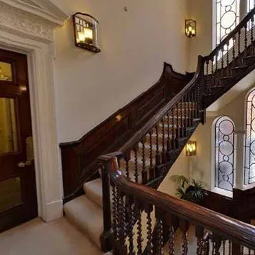 Token House
11/12 Token House Yard