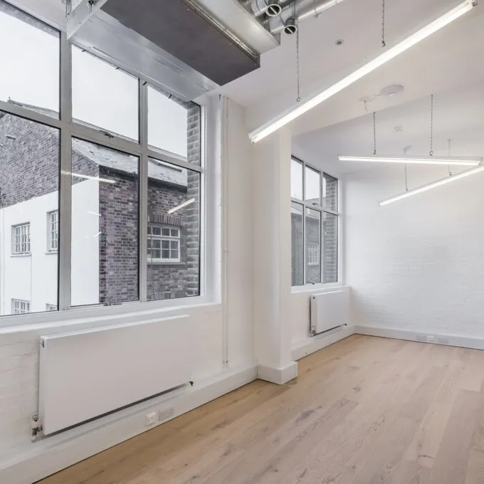 Uncommon Islington, 25
Horsell Road