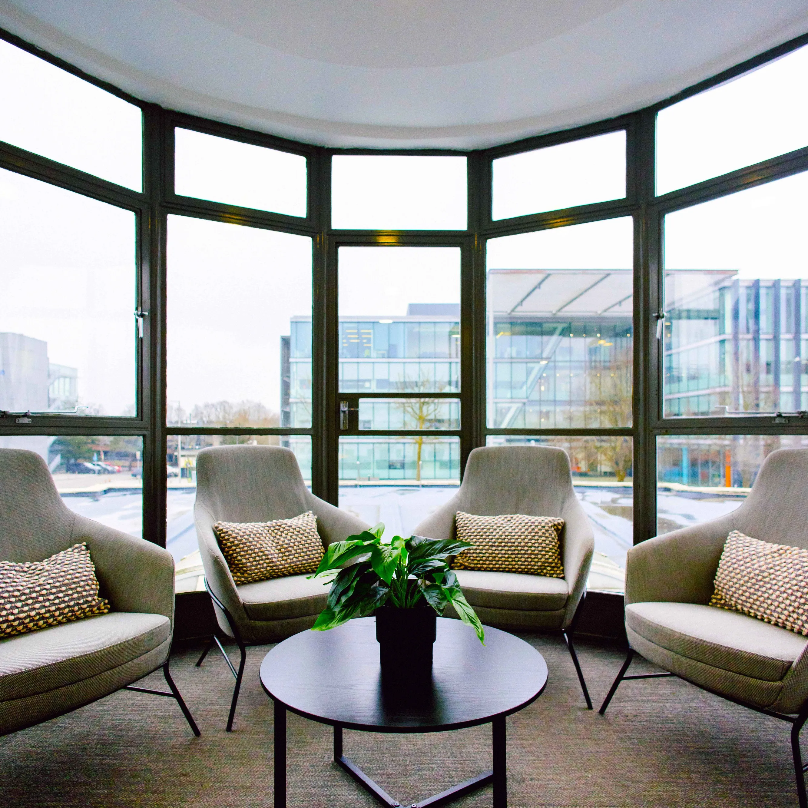 The Beehive, 
Beehive Ring Road