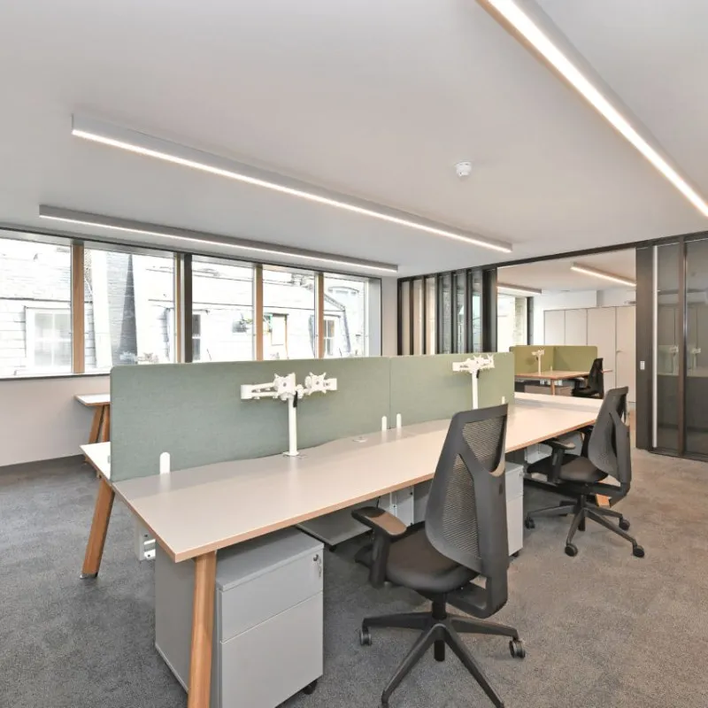 118 Piccadilly - W1J