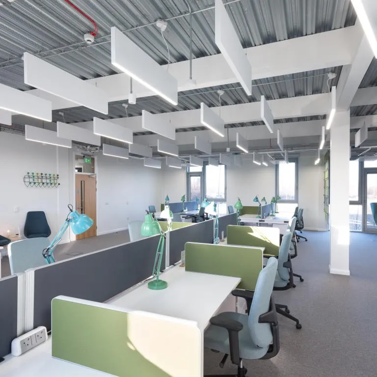 Red Tree Magenta
Magenta Business Park
270 Glasgow Road