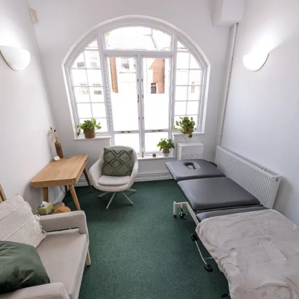 1 Webbs Court,
Buckhurst Avenue