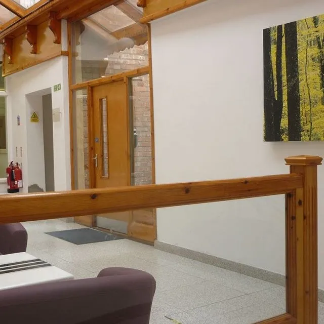 Digbeth Court Business Centre
162-164 High Street
Digbeth