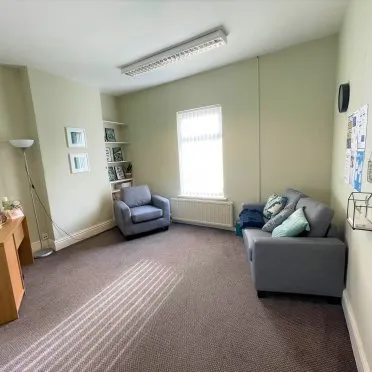 Corner House
2 Albert Road