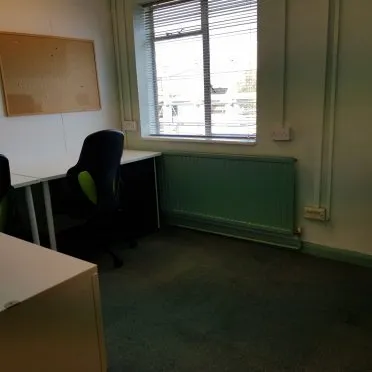 Palace Gates Yard
31 Bridge Road