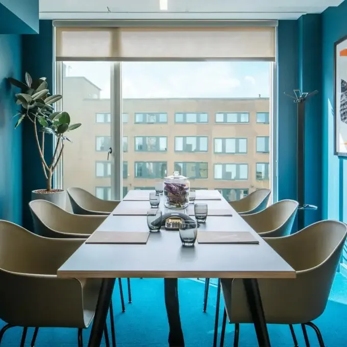 20-30 Whitechapel Road