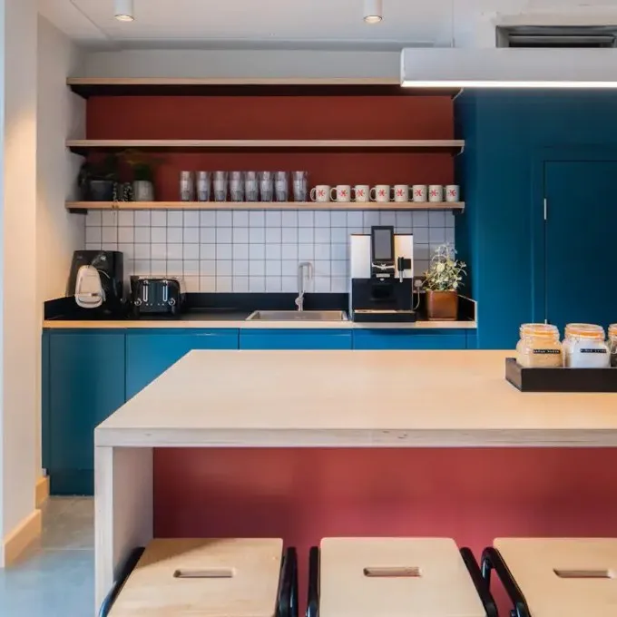 20-30 Whitechapel Road