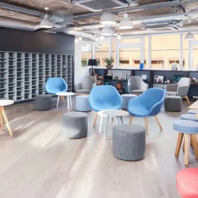 Savoy Tower
77 Renfrew Street