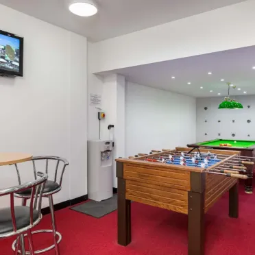 Trident Court, 
1 Oakcroft Road