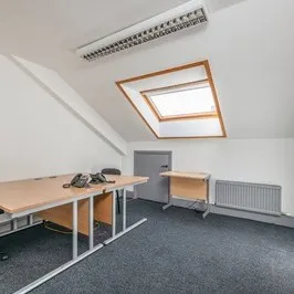 Henleaze House
13 Harbury Road