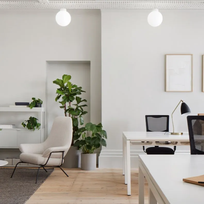 Hamilton House, 
1 Temple Avenue