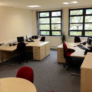 Station Approach, Victoria