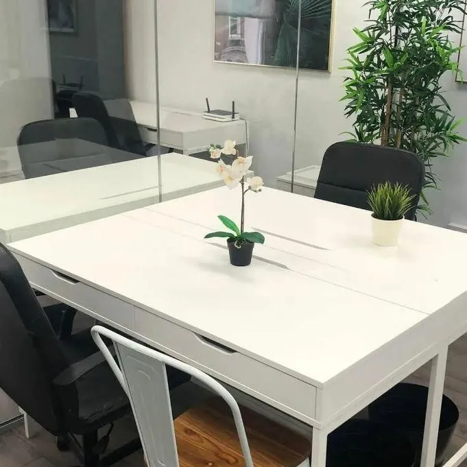 The Notting Hill Studio, 
42 Westbourne Grove