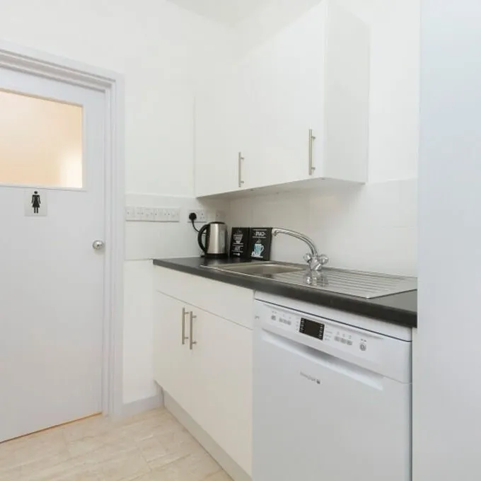 192-196 Campden Hill Rd