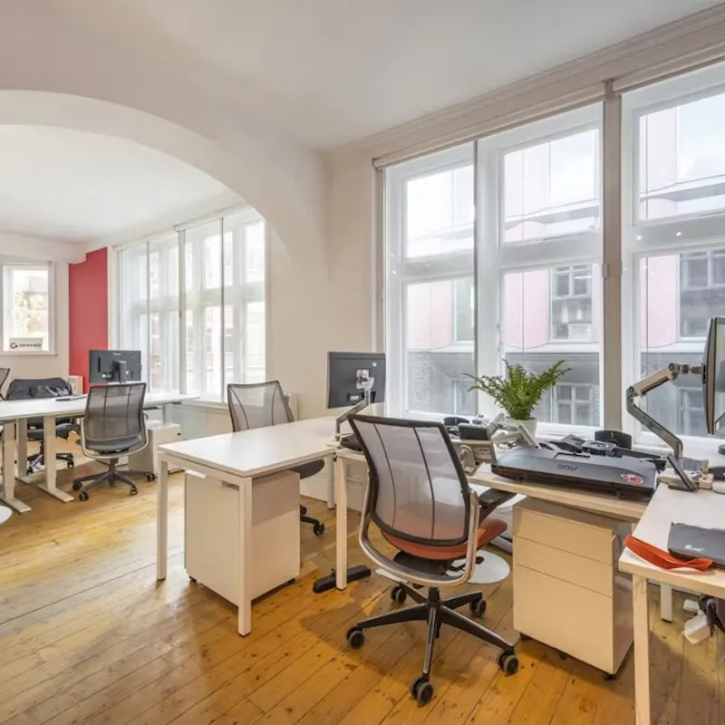 121-125 Charing Cross Road